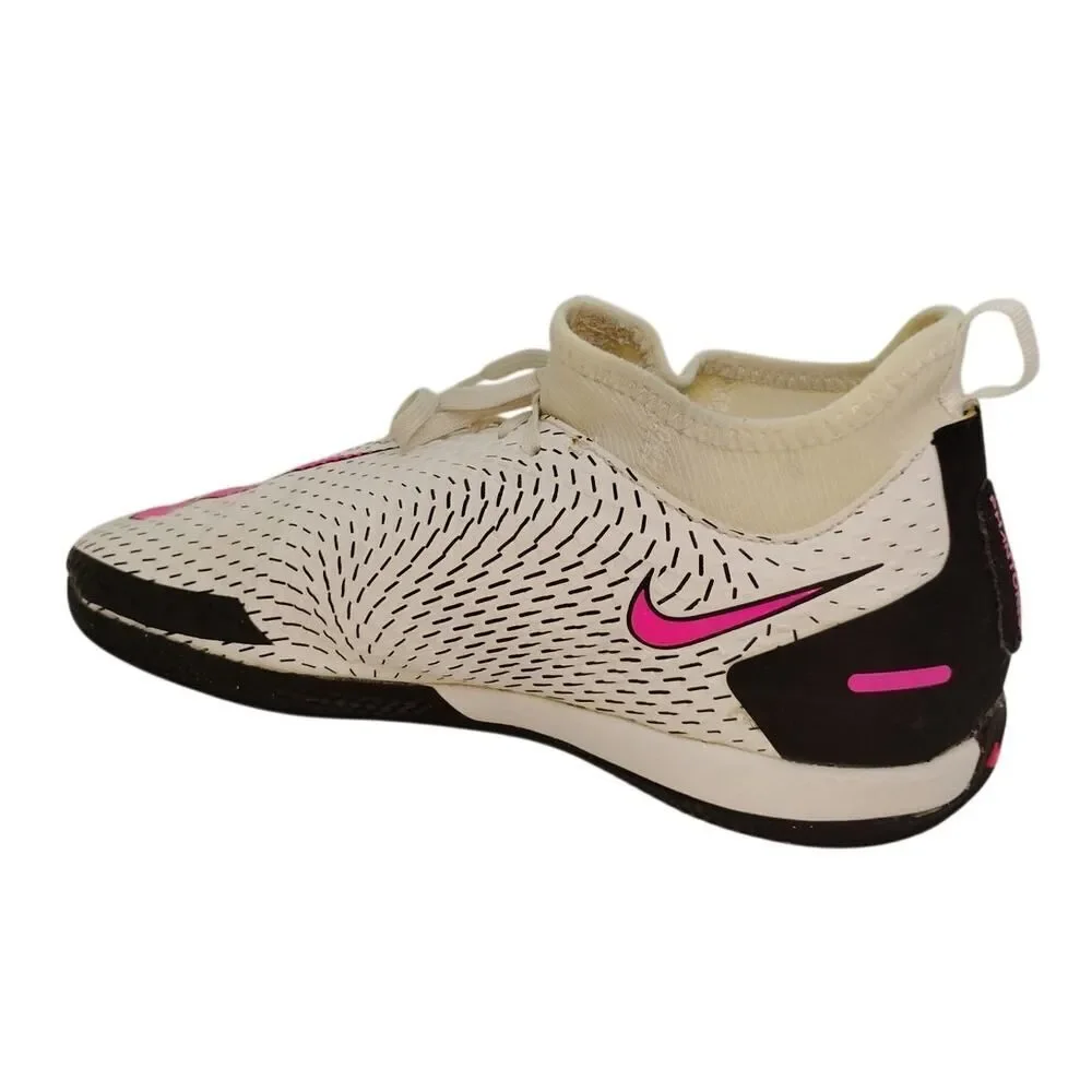 NIKE PHANTOM GT Girls White w/Pink Accents Soccer Shoes - Size: 5.5 Youth